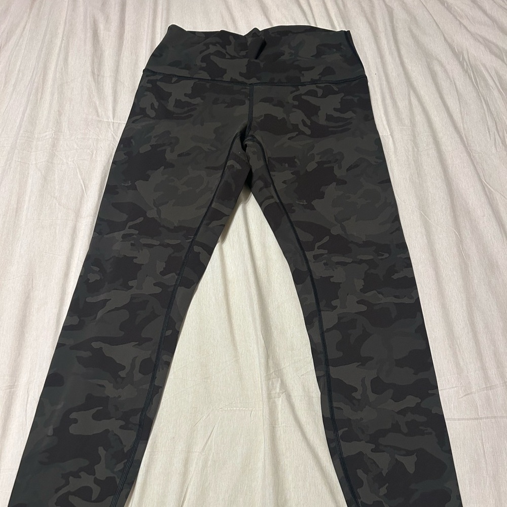 Lululemon Align high rise camp